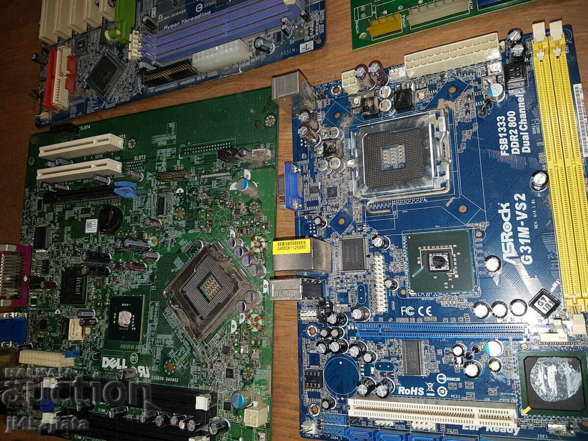 Plăci componente Scrap cu preț € 12.00 | 23.47 BGN