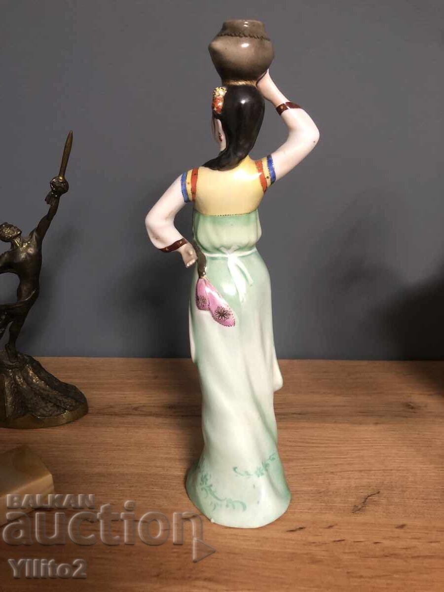 Livrarea Figurină de porțelan S.Corea