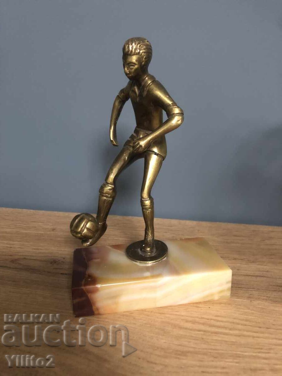 Χάλκινη φιγούρα