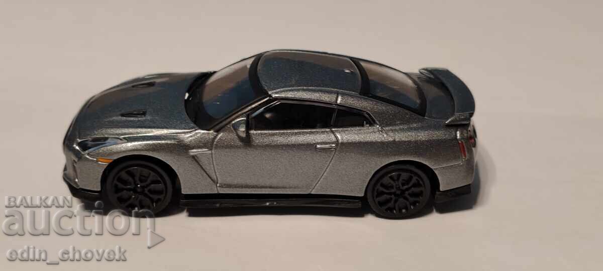 1/43 Bburago Nissan GTR 2017 cu preț € 2.00 | 3.91 BGN