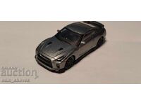 1/43 Bburago Nissan GTR 2017