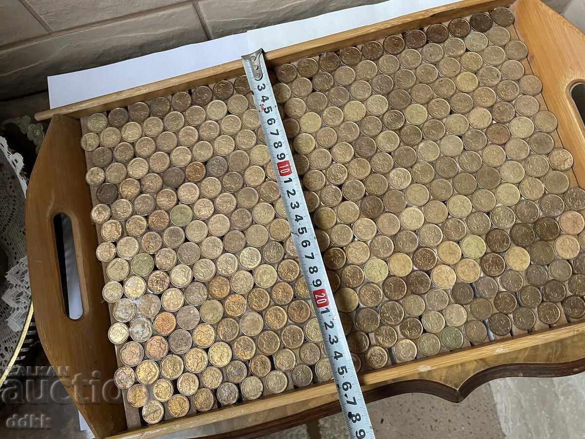 Красив голям нестандартен поднос с цена € 20.00 | 39.12 лв.