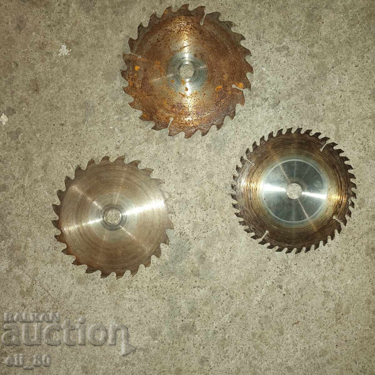 Auction  circular discs lot 3 pieces