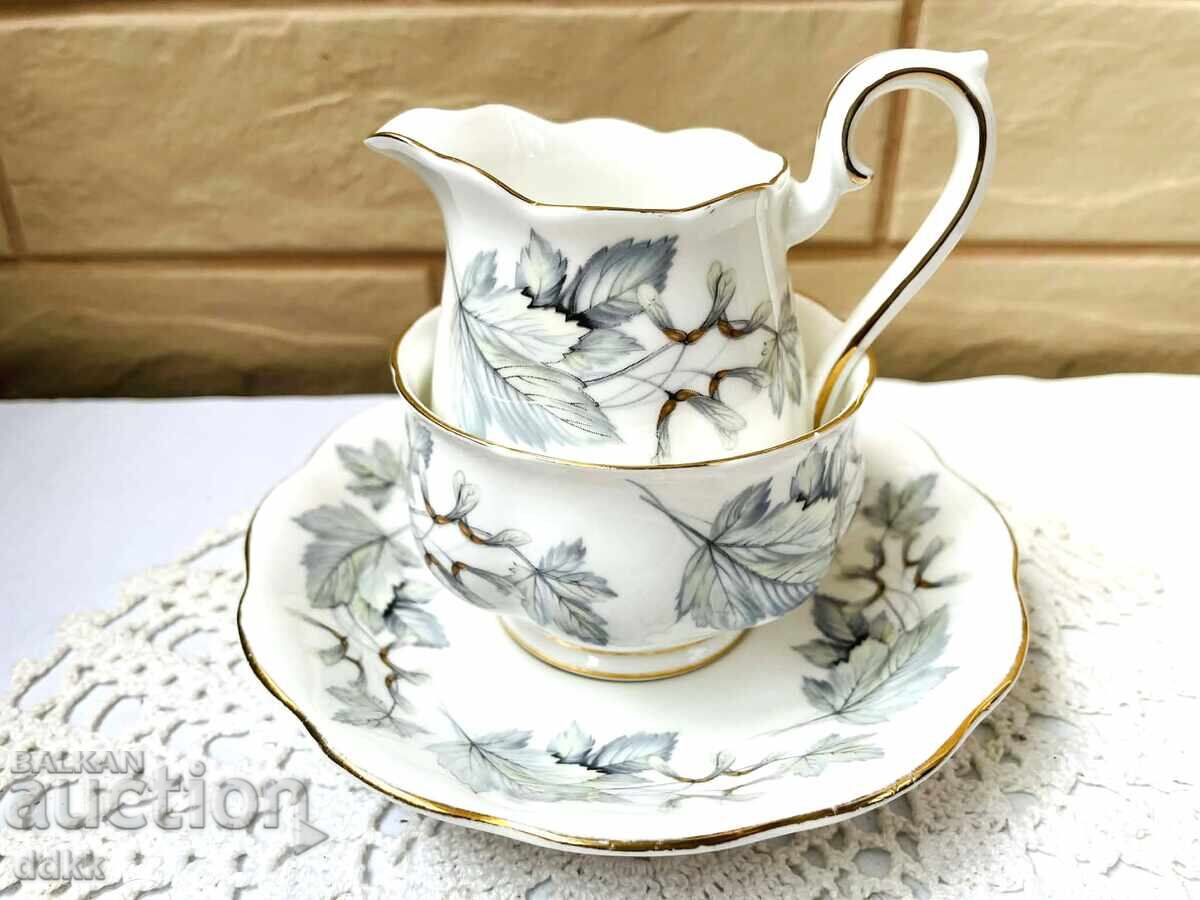 ROYAL ALBERT όμορφο σετ από Αγγλία από πορσελάνη κόκκαλου