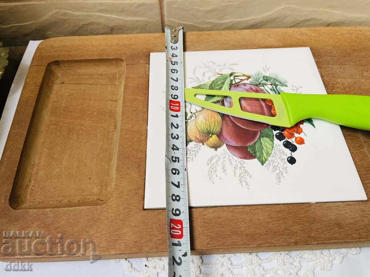 Frumoasă și mare placă de brânzeturi din Anglia cu preț € 26.00 | 50.85 BGN