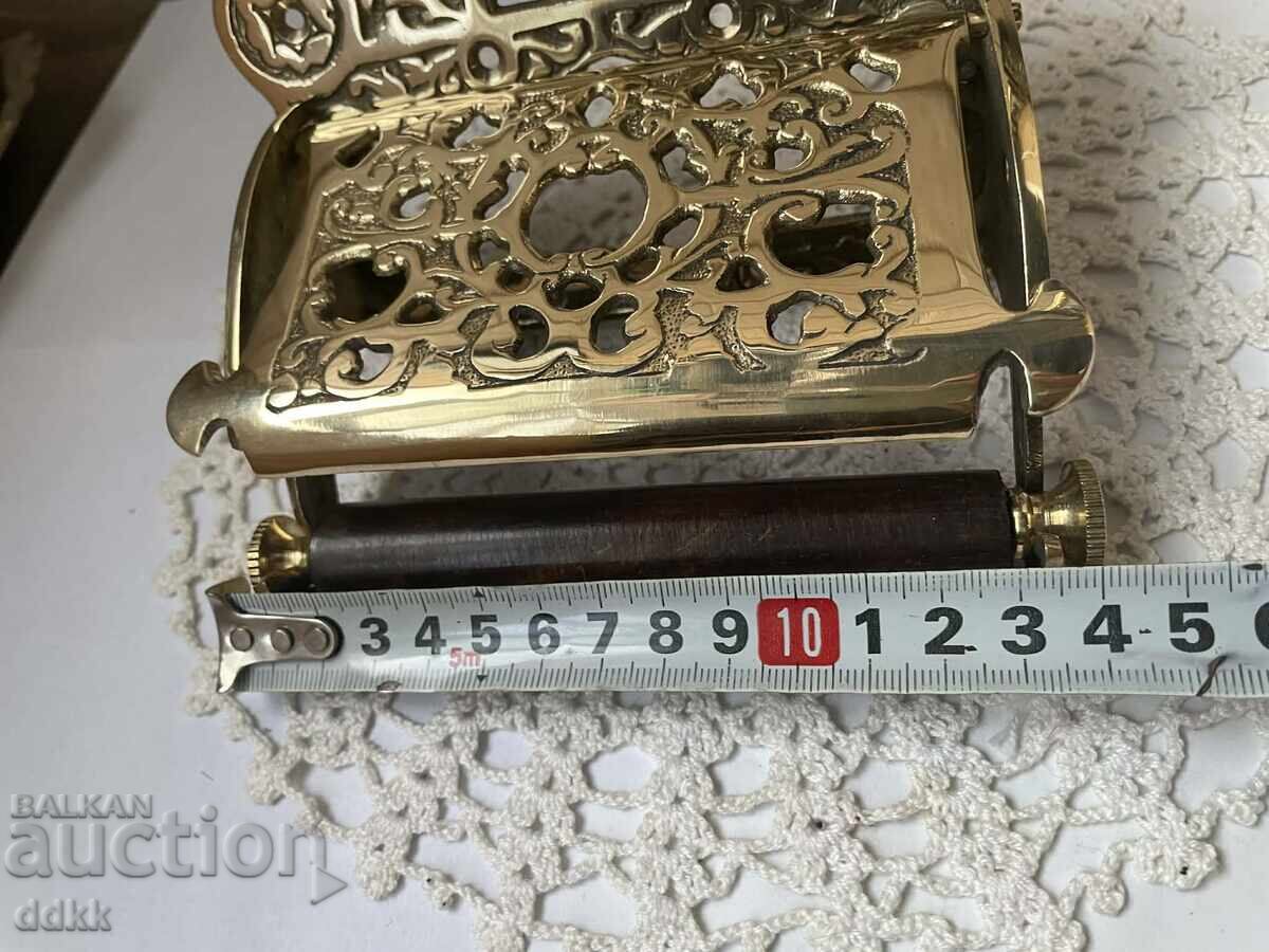 Δημοπρασία Όμορφη ορειχάλκινη θήκη για χαρτί υγείας από την Αγγλία