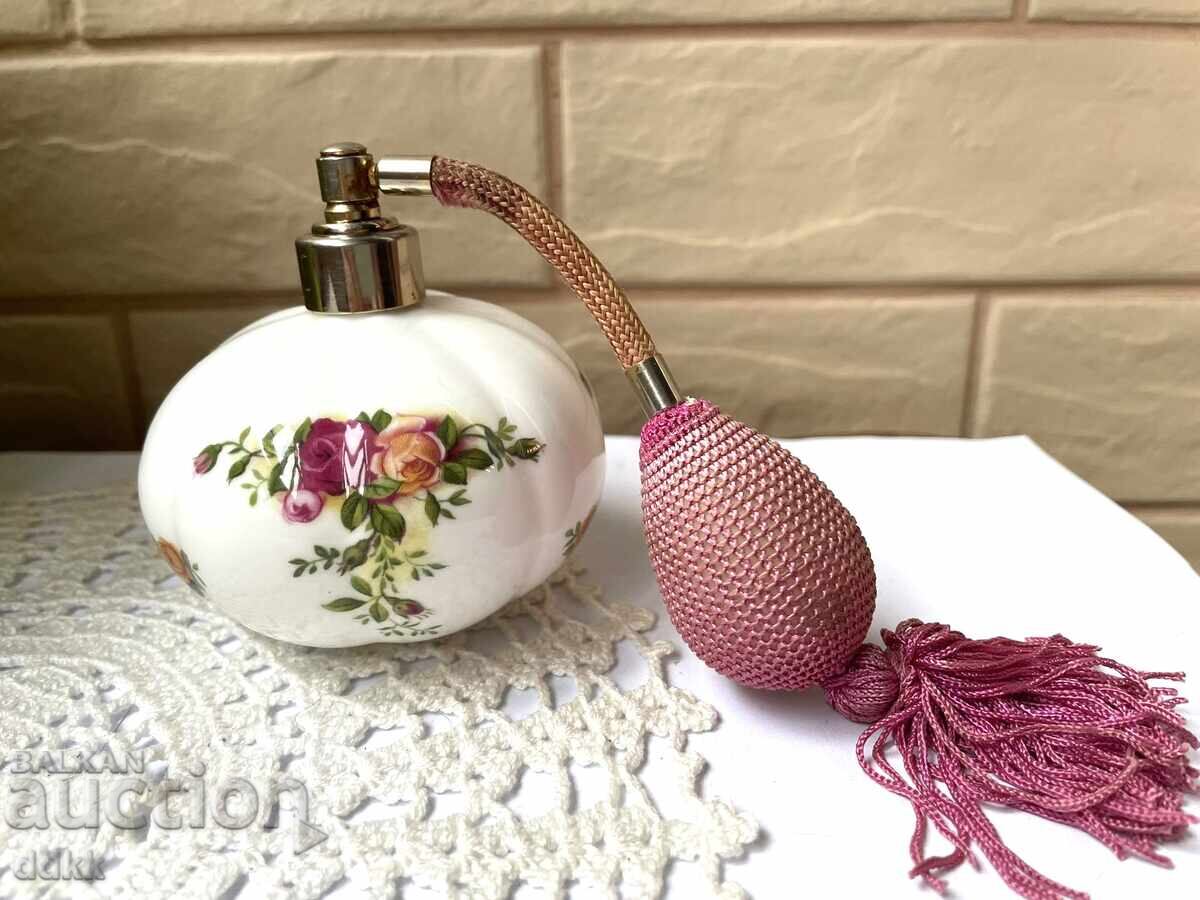 ROYAL ALBERT sticluță de parfum din porțelan de os frumos ROYAL ALBERT sticluță de parfum din porțelan de os frumos