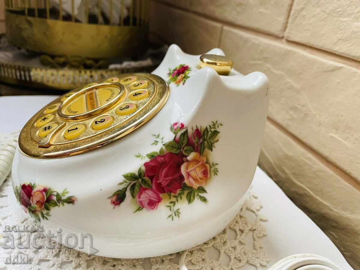 ROYAL ALBERT telefon frumos din porțelan de os din Anglia cu preț € 96.00 | 187.76 BGN