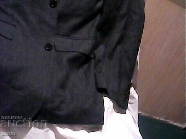 Beautiful HUGO BOSS blazer (original) with price € 15.00 | 29.34 BGN