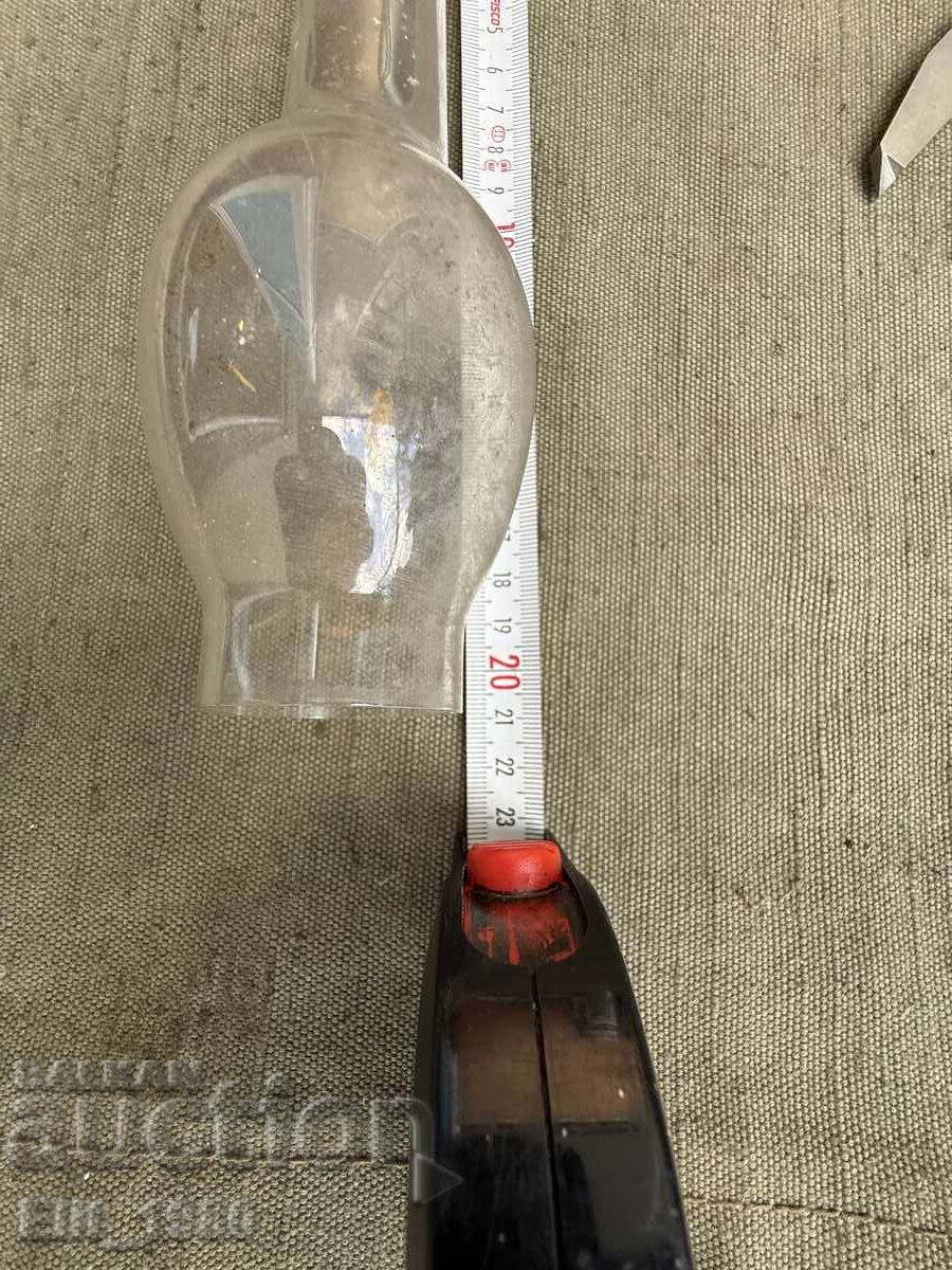 Delivery of Gas lamp glass