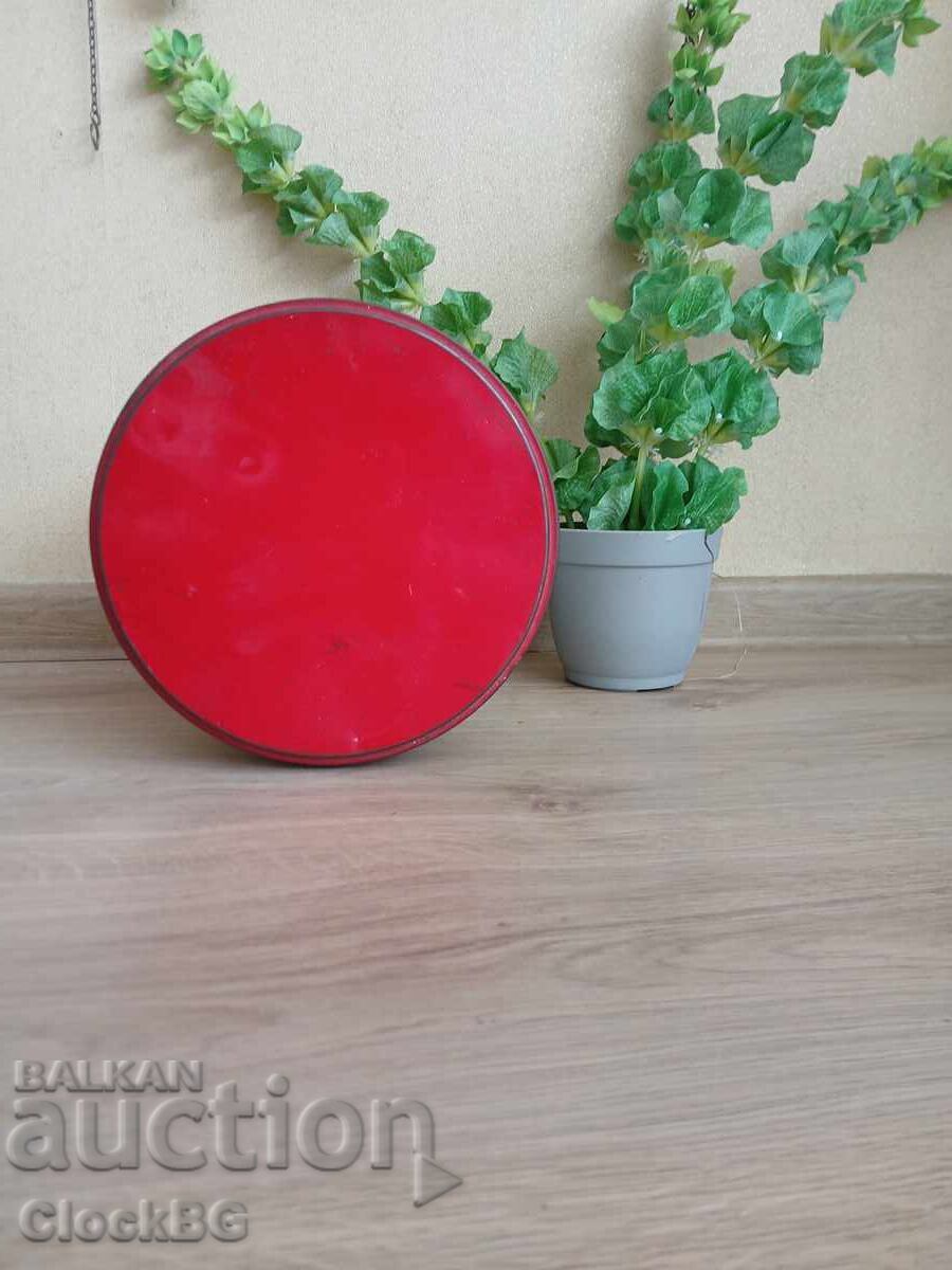 Vintage metal store box с цена € 19.99 | 39.10 лв.