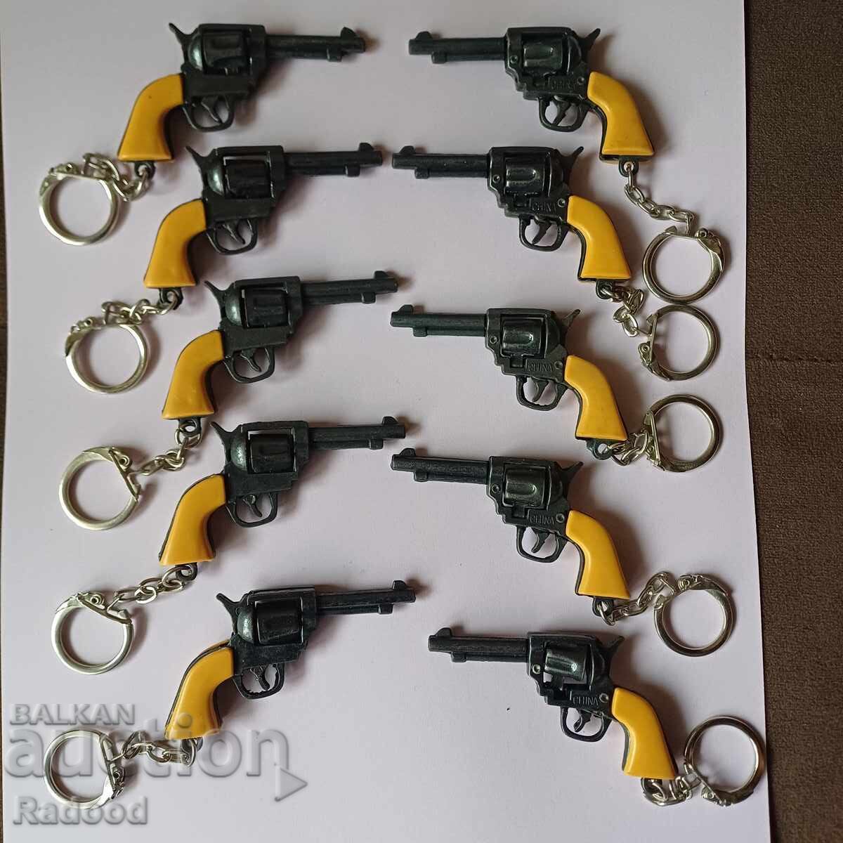 Ретро пистолети от 90-те