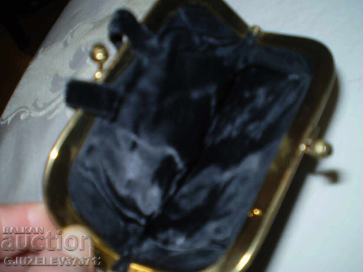 Αντίκα χειροποίητη, χειροκέντητη, μικρή μαύρη τσάντα - 5