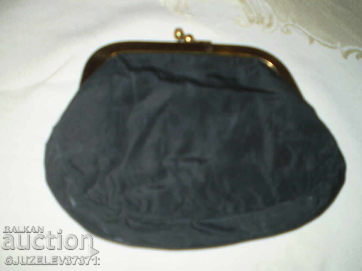 Αντίκα χειροποίητη, χειροκέντητη, μικρή μαύρη τσάντα - 6