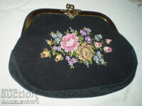 Винтидж ръчно изработена ръчно бродирана малка черна чанта