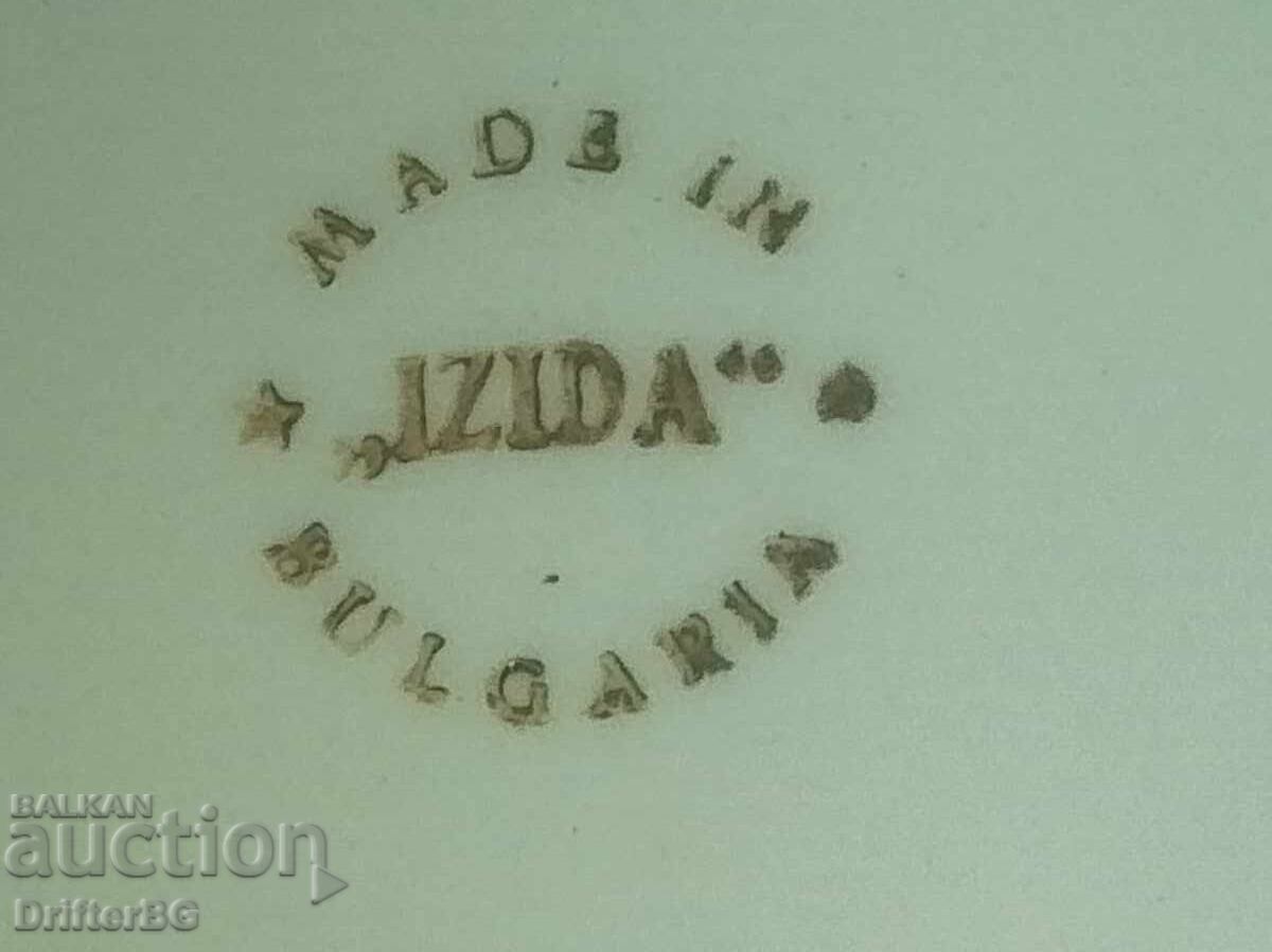 Delivery of "Izida" Porcelain Dessert Plates