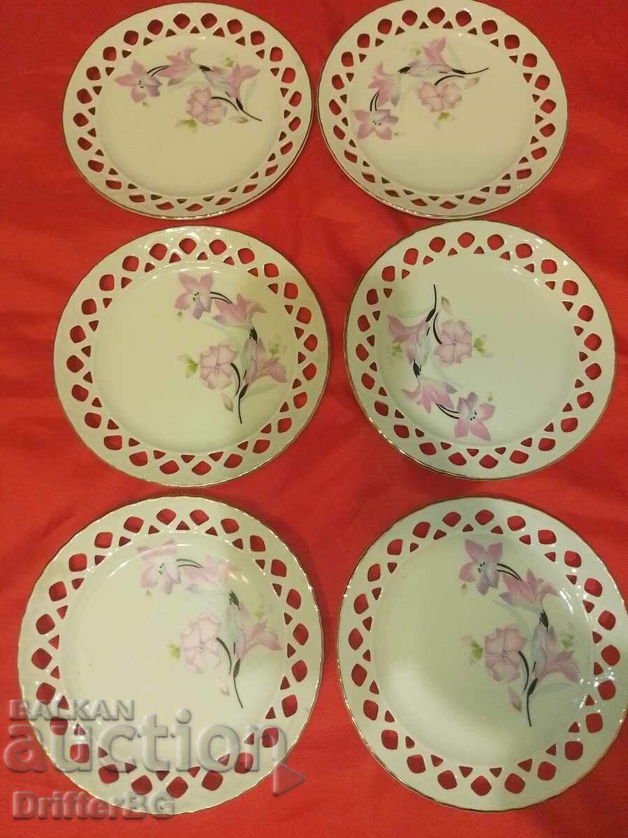 "Izida" Porcelain Dessert Plates