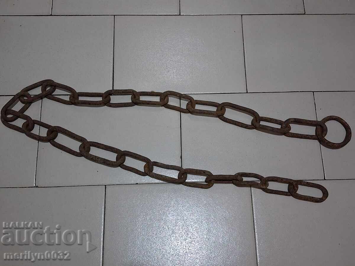 Lanț forjat vechi, din fier forjat Lanț forjat vechi, din fier forjat