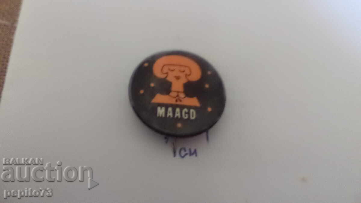 значка рекламна ,Maaco, дева