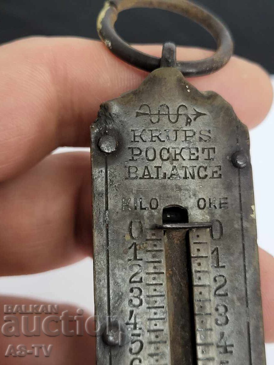 Доставка на Старо ръчно кантарче Krups
