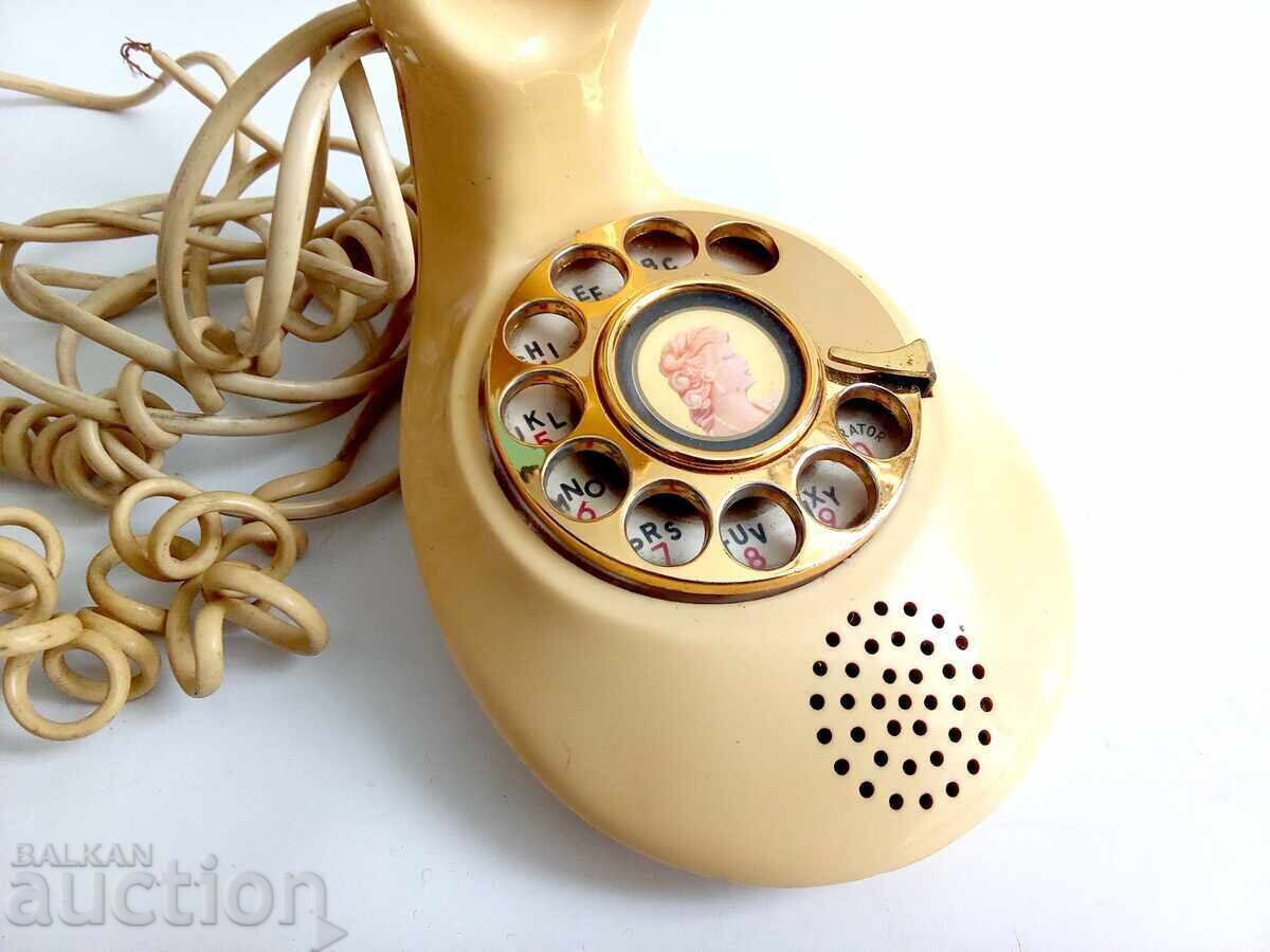 Telefon, modelul iconic JK, cu cadran rotativ - 6 Telefon, modelul iconic JK, cu cadran rotativ - 6