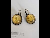 Cercei vechi de artă, lucrați manual