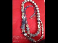 Colier vechi, de designer