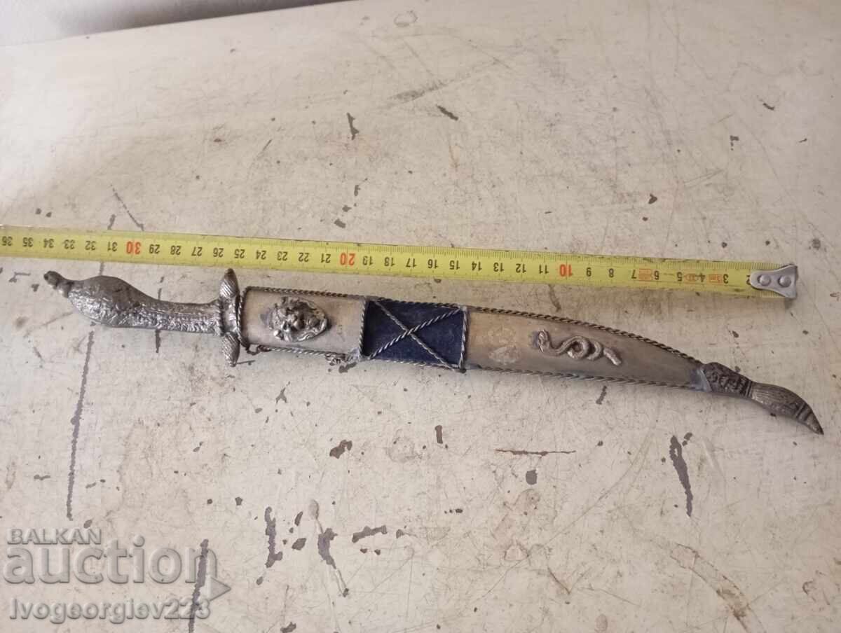 Δημοπρασία Στιλέτο, στιλέτο, κουμάγια, τζάμπια