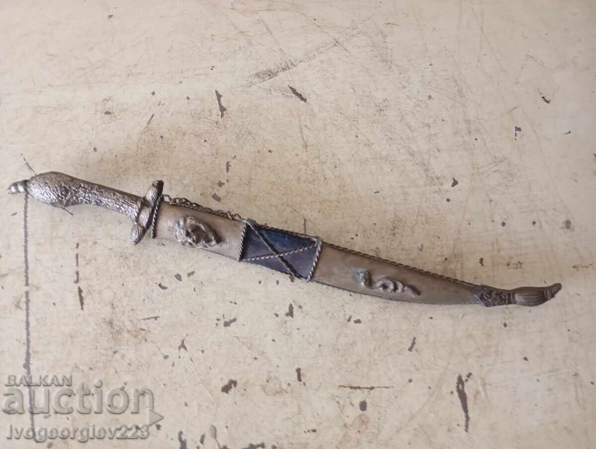 Στιλέτο, στιλέτο, κουμάγια, τζάμπια