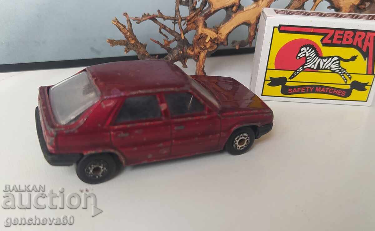 MATCHBOX BULGARIA RENAULT 11/1985г с цена € 15.00 | 29.34 лв.