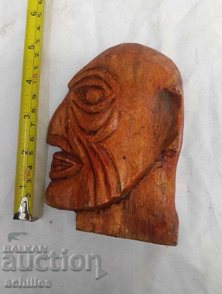 Ξύλινο κεφάλι με τιμή € 2.00 | 3.91 BGN