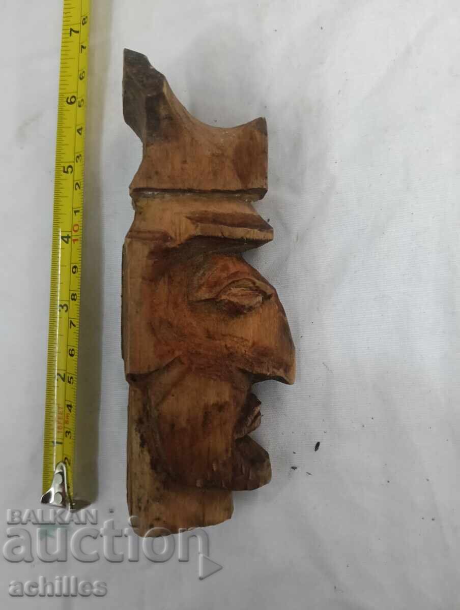 Cap din lemn Cap din lemn