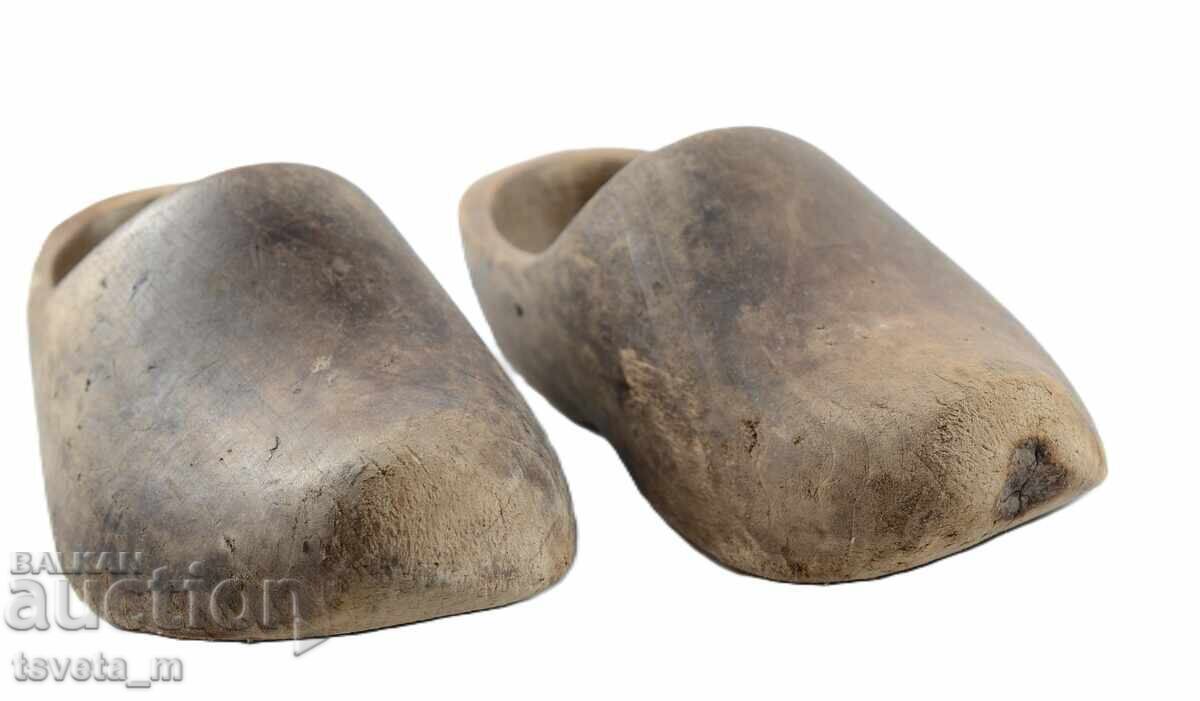 Аукцион Традиционни холандски дървени обувки кломпен