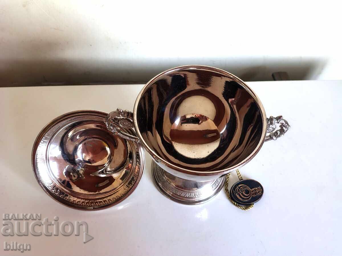 Licitație Minunat Vas Argintat AMC