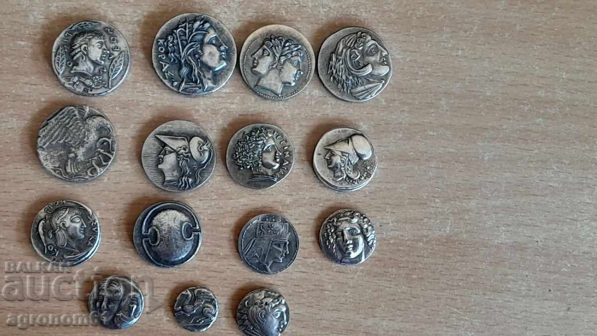 Παράδοση Ρωμαϊκά νομίσματα και τετράδραχμα - ρεπλίκα, η τιμή είναι ανά τεμάχιο