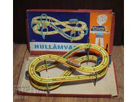 Δίσκος Παλιό Ουγγρικό Μεταλλικό Παιχνίδι Τρένο με Κουτί