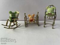 Miniaturi din alamă