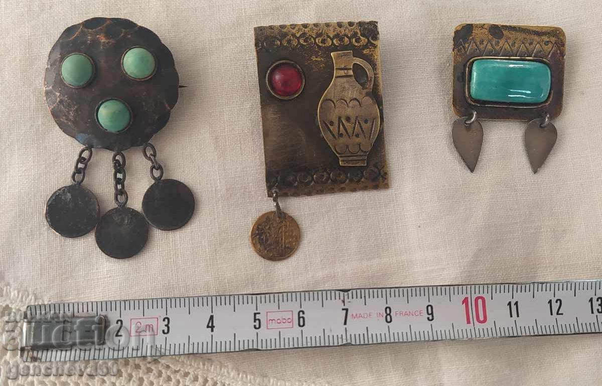 Доставка на ЛОТ СТАРИ ЕТНО БРОШКИ