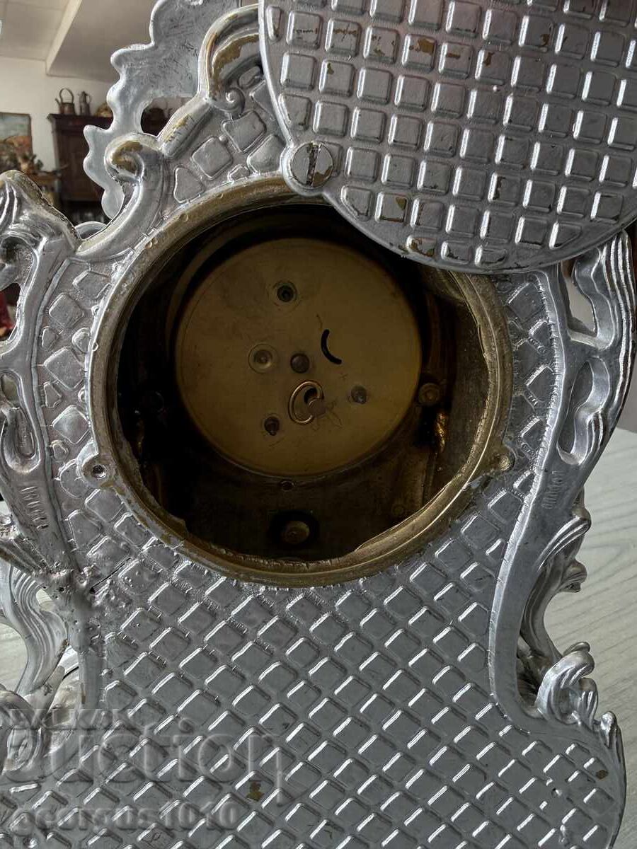 Доставка на Настолен механичен часовник №7928