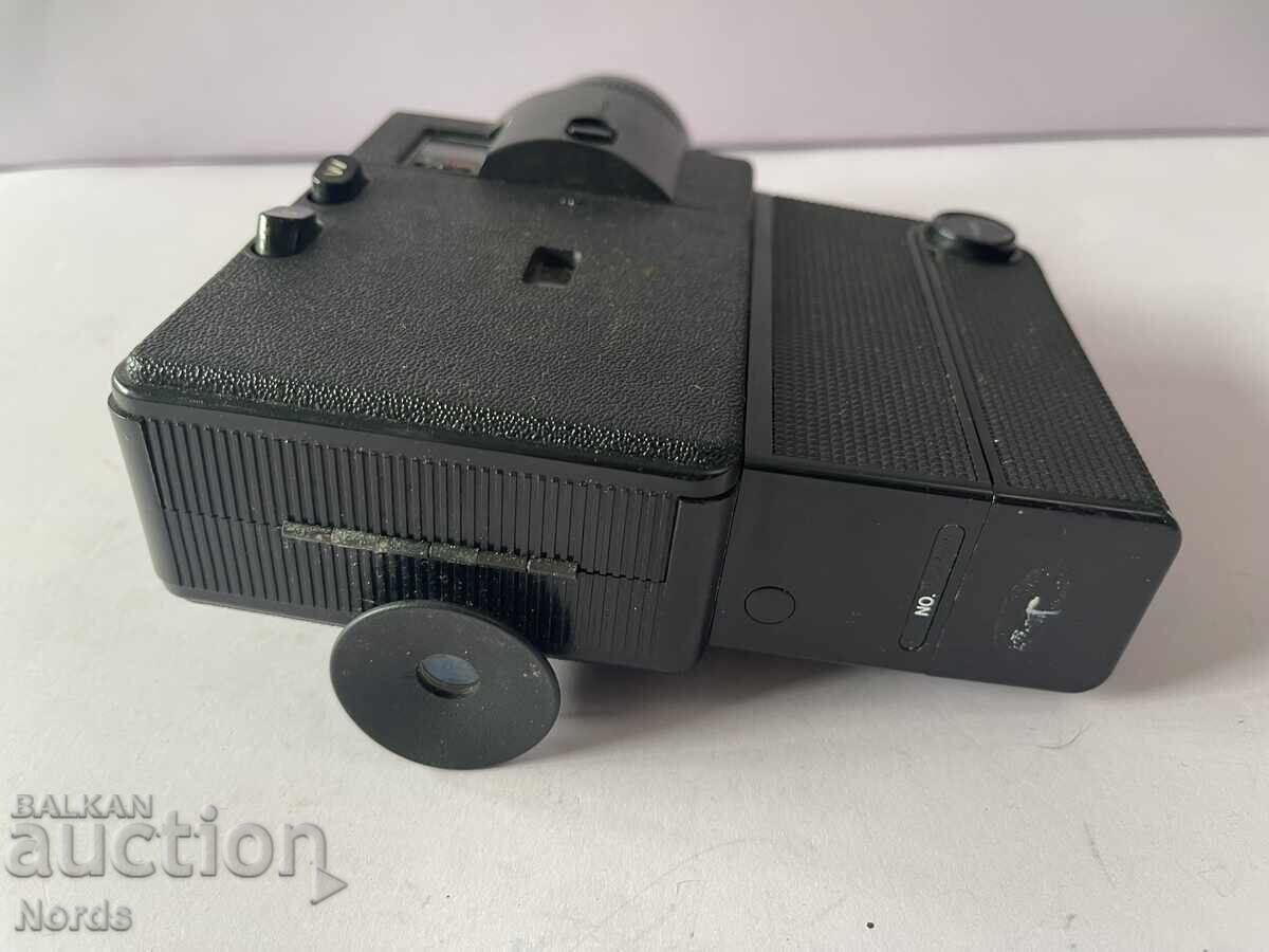 Livrarea Cameră japoneză vintage Sankyo LXL225 Livrarea Cameră japoneză vintage Sankyo LXL225