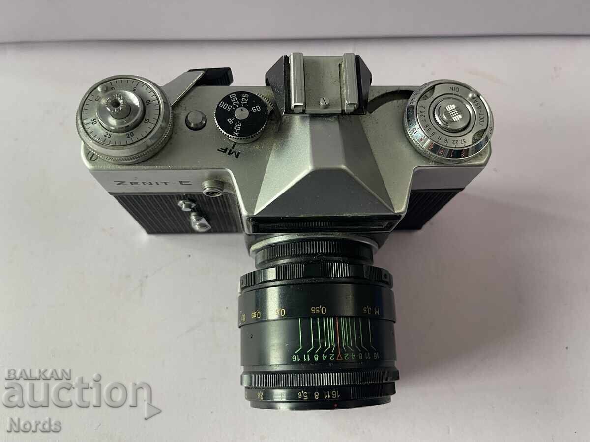 Παράδοση Ρετρό σοβιετική φωτογραφική μηχανή Zenit E