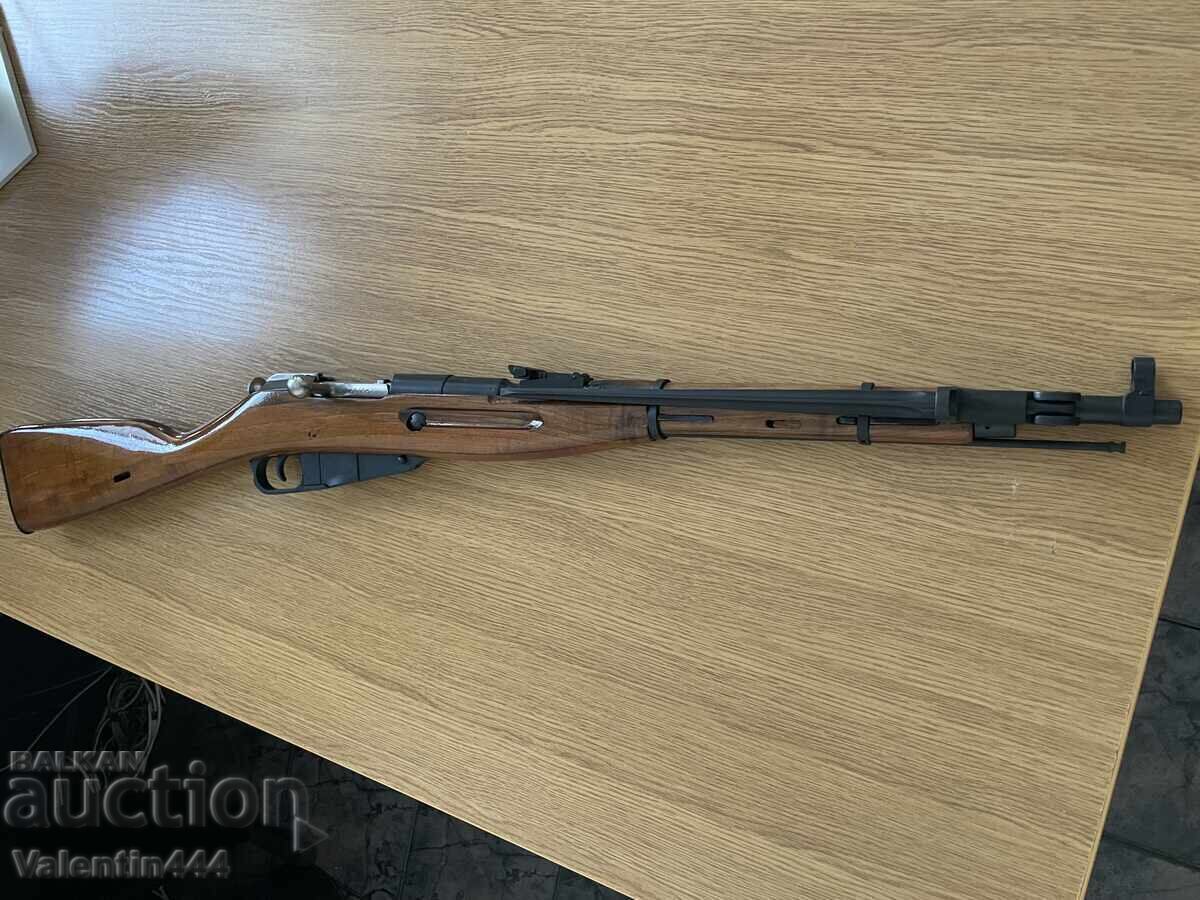 Karabina „MOSIN“, kal.7,62h54 - Deaktiviran/Obezopasen με τιμή € 750.00 | 1466.87 BGN Karabina „MOSIN“, kal.7,62h54 - Deaktiviran/Obezopasen με τιμή € 750.00 | 1466.87 BGN