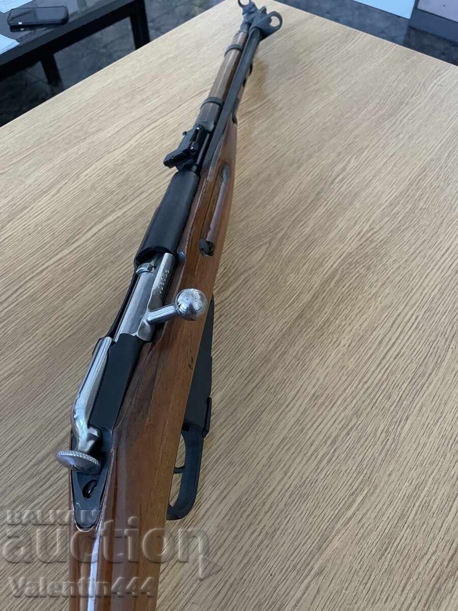 Παράδοση Karabina „MOSIN“, kal.7,62h54 - Deaktiviran/Obezopasen Παράδοση Karabina „MOSIN“, kal.7,62h54 - Deaktiviran/Obezopasen