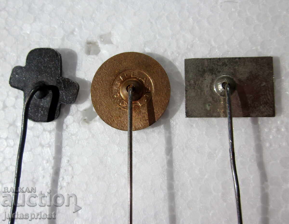 Παρτίδα παλαιών εμβλημάτων ελαστικών αυτοκινήτων TRAYAL TIGAR UNIROYAL - 6 Παρτίδα παλαιών εμβλημάτων ελαστικών αυτοκινήτων TRAYAL TIGAR UNIROYAL - 6