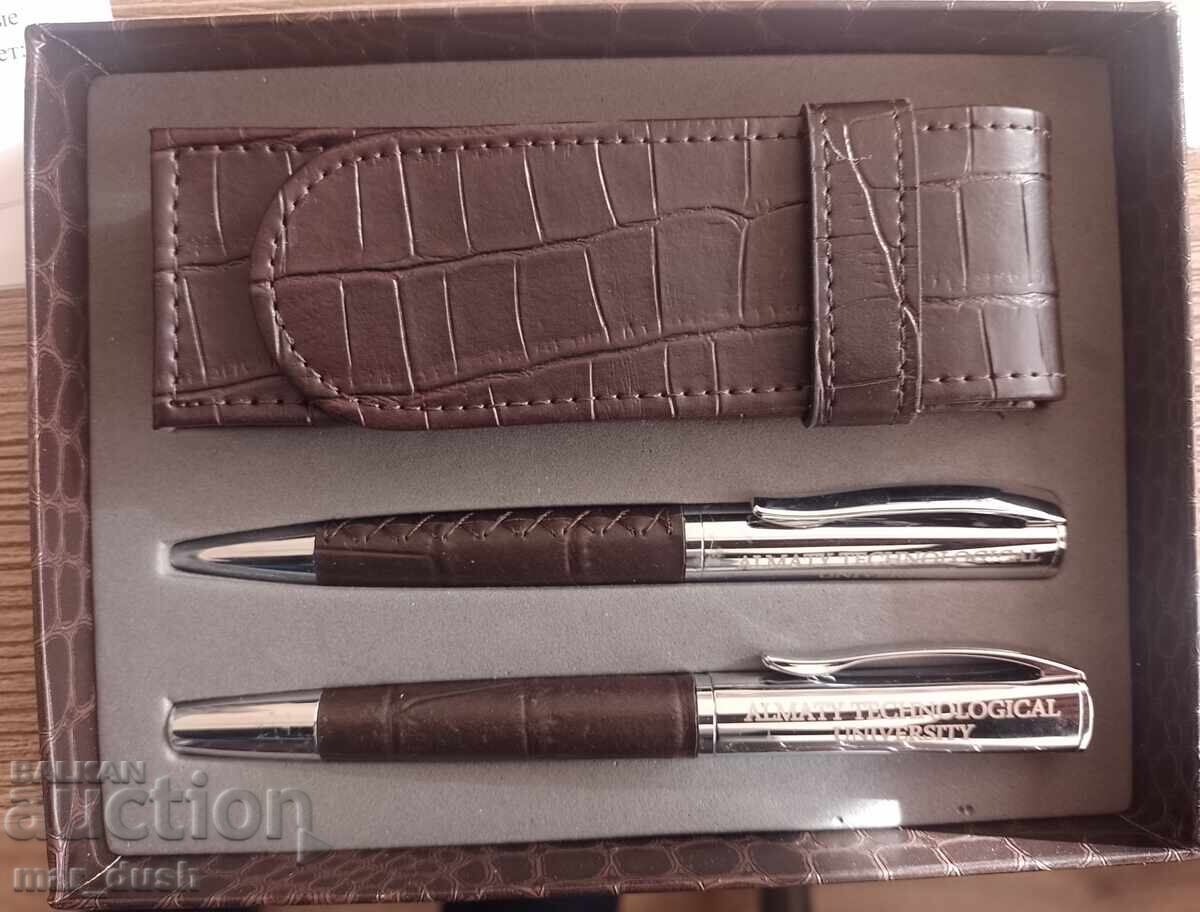 Set de pixuri de lux din Kazahstan