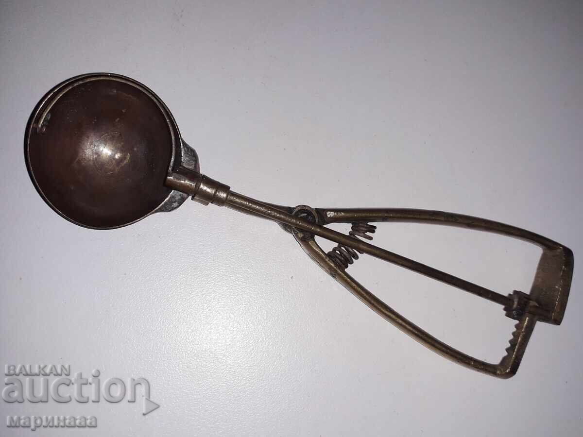 LINGURĂ DE ÎNGHEȚATĂ. 20-TE GG