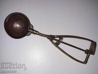 LINGURĂ DE ÎNGHEȚATĂ. 20-TE GG