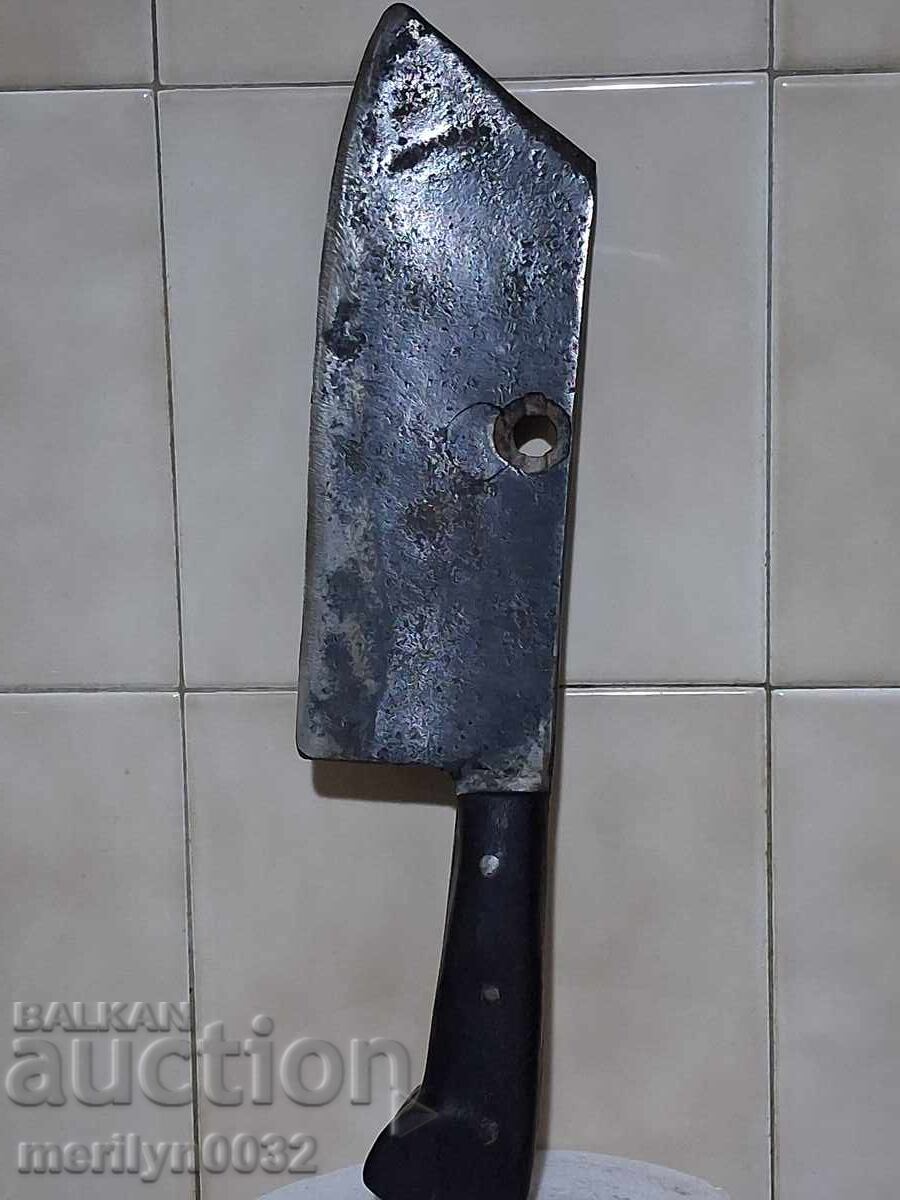 Livrarea Sabie, topor, topor, cuțit, macetă forjată veche Livrarea Sabie, topor, topor, cuțit, macetă forjată veche