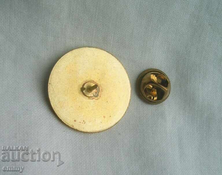 Znachka ποδοσφαίρου - ΦΚ Λίβερπουλ-ΦΚ Λέφσκι, 26.02.2004, ΟΥΕΦΑ με τιμή € 4.60 | 9.00 BGN Znachka ποδοσφαίρου - ΦΚ Λίβερπουλ-ΦΚ Λέφσκι, 26.02.2004, ΟΥΕΦΑ με τιμή € 4.60 | 9.00 BGN