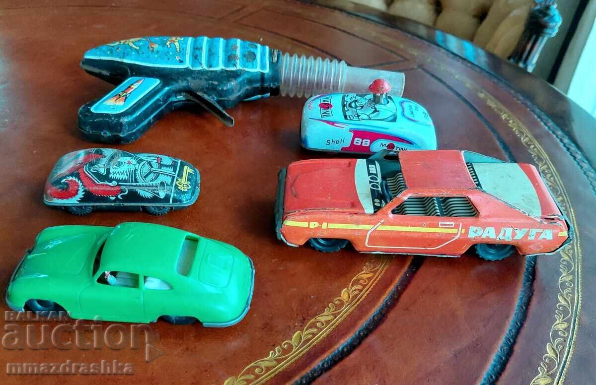 Laminated Toys from the Socialist Era